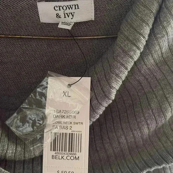 Crown and ivy sweater - Picture 2 of 2